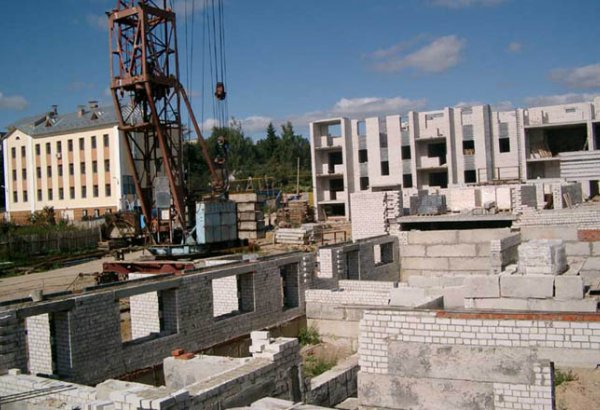Bakıda 47 nəfər əmək müqaviləsi bağlanmadan tikinti işlərinə cəlb edilib