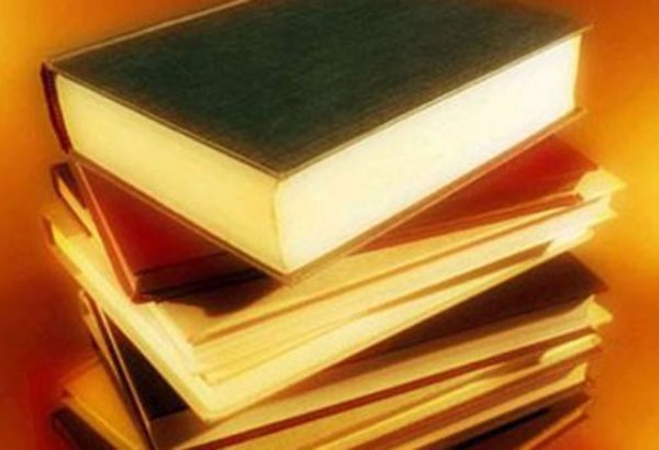 Azərbaycanda son 8 ildə piratçılığın səviyyəsi kitab nəşri sahəsində yarıdan çox azalıb