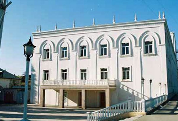 Cəmil Həsənlinin Gəncədə seçicilərlə görüşü yarımçıq başa çatıb