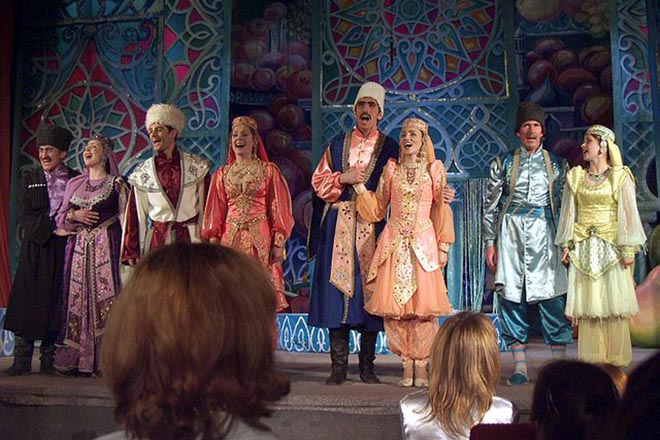 "Arşın mal alan" operettası Fransada nümayiş olunacaq
