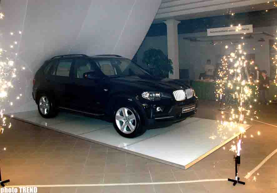 Imrotex Motors Bakıda yeni BMW X5-in təqdimatını keçirib