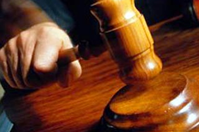 İçtimai Televiziya həbsdə olan "Müxalifət" qəzetinin jurnalistlərinə qarşı iddia qaldırıb