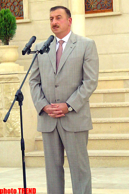 Azərbaycan prezidenti Ermənistanı Qarabağ üzrə danışıqların məxfiliyini pozmaqda ittiham edib