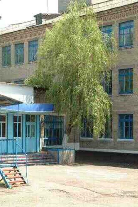 Bakıda iki orta məktəbin şagirdləri digər məktəblərə köçürüləcəklər