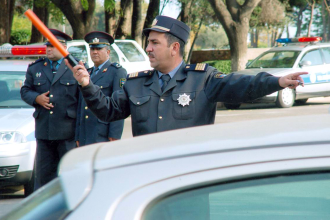 Yol polisi reyd zamanı Hacıqabulda 30 sürücünü cərimə edib