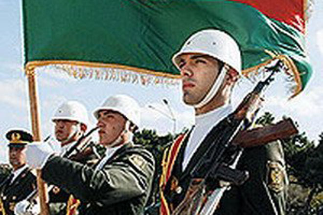 Azərbaycanda Silahlı Qüvvələrin yaranması günü qeyd edilir