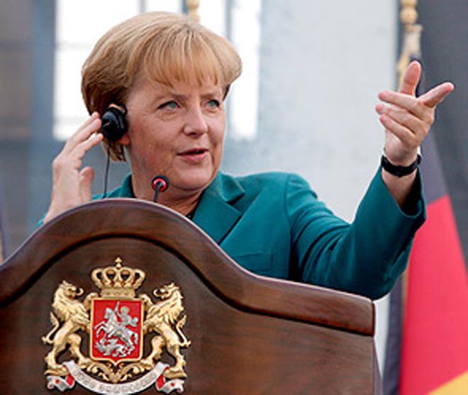 Berlin divarlarının yıxılması arzuların həyata keçməsi idi - Kansler Angela Merkel