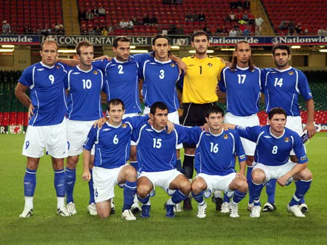 Azərbaycanın futbol üzrə milli yığmasının müdafiəçisi komandasının Finlandiya ilə oyununda qələbə qazanacağına inanır