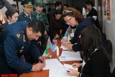 Azərbaycan vətəndaşları respublika prezidentini seçirlər - fotosessiya