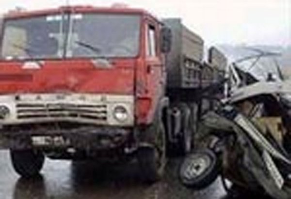Ağcabədidə “KamAZ”la toqquşan “VAZ”ın sürücüsü ölüb