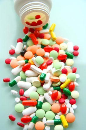 Britaniyalı həkimlər sağlam adamlara aspirin qəbul etməyi qadağan ediblər
