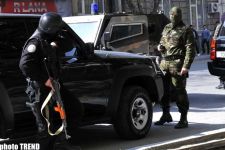 Azərbaycanın ali təhsil müəssisəsinə silahlı basqın olub - Fotosessiya