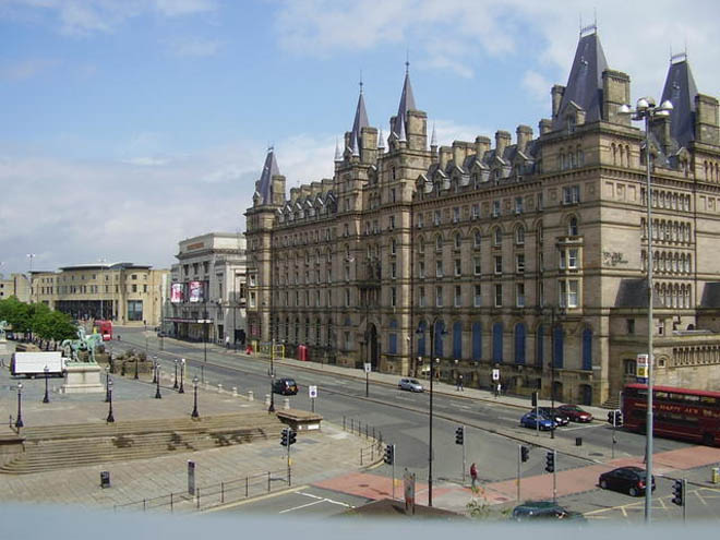 Liverpul Universitetinin "Sidney Cons" kitabxanasına Xocalı faciəsi və Qarabağa aid elmi kitablar yerləşdirilib