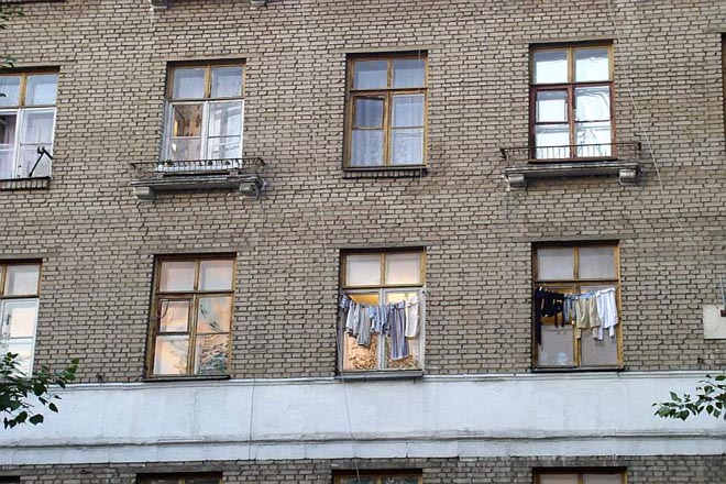 Bakıda yenə də intihar cəhdi - Sərxoş dama çıxdı