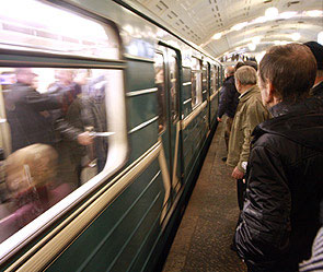 Bakıda iki metrostansiyaya partlayıcı qurğu yerləşdirilməsi ilə bağlı məlumat daxil olub - FHN