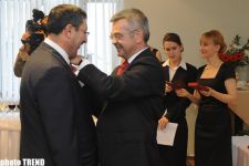 Polşa Prezidenti Polşa-Azərbaycan münasibətlərinin inkişafında göstərdikləri xidmətlərə görə Azərbaycan nazirlərini mükafatlandırıb