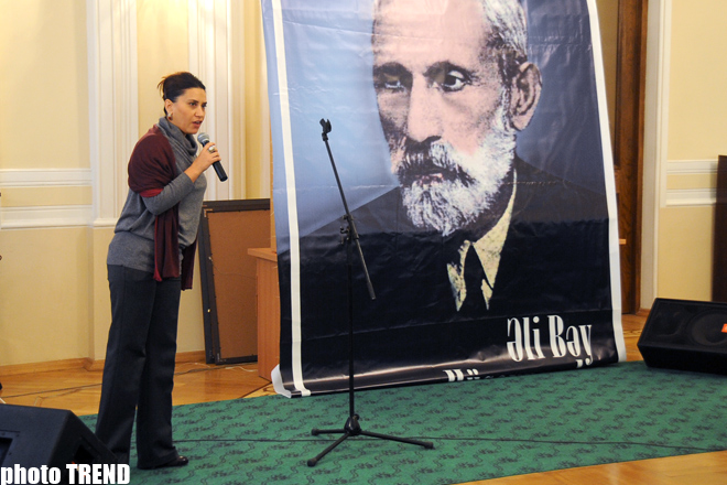 Azərbaycanlı deputat Qənirə Paşayeva və Azər Turanın müəllifi olduğu "Əli bəy Hüseynzadə Turan" adlı kitabının təqdimatı olub