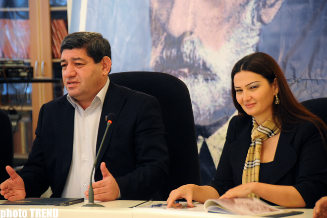 Azərbaycanlı deputat Qənirə Paşayeva və Azər Turanın müəllifi olduğu "Əli bəy Hüseynzadə Turan" adlı kitabının təqdimatı olub