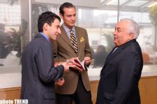 Bakıda "Enerji ixracatçıları: siyasət, cəmiyyət və iqtisadiyyat" mövzusunda simpozium keçirilir