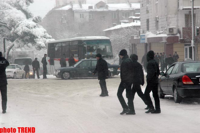 Bakıda 100-dən artıq piyada cərimələnib