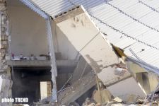 Bakıda baş vermiş partlayış nəticəsində dağılmış binanın qalıqları altından bir nəfərin cəsədi çıxarılıb (ƏLAVƏ OLUNUB-8) (FOTO)