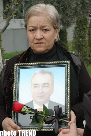 Azərbaycanın xalq artisti Telman Adıgözəlovla vida mərasimi keçirilib (FOTO)