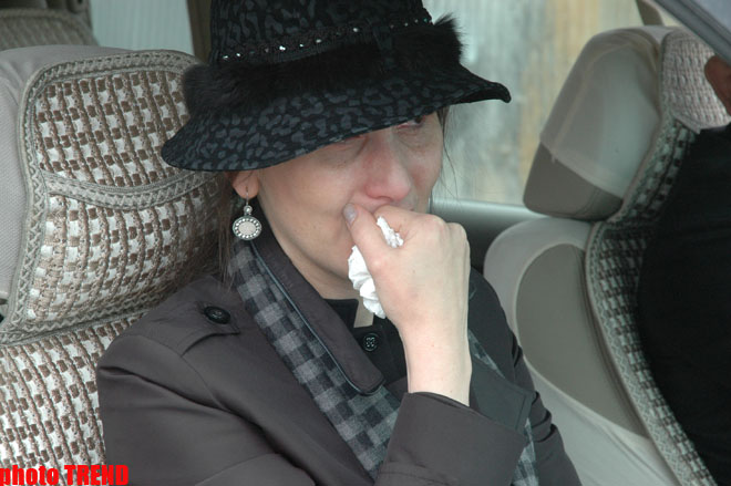Azərbaycanın xalq artisti Telman Adıgözəlovla vida mərasimi keçirilib (FOTO)