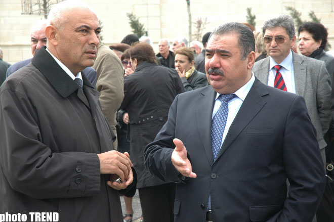 Azərbaycanın xalq artisti Telman Adıgözəlovla vida mərasimi keçirilib (FOTO)