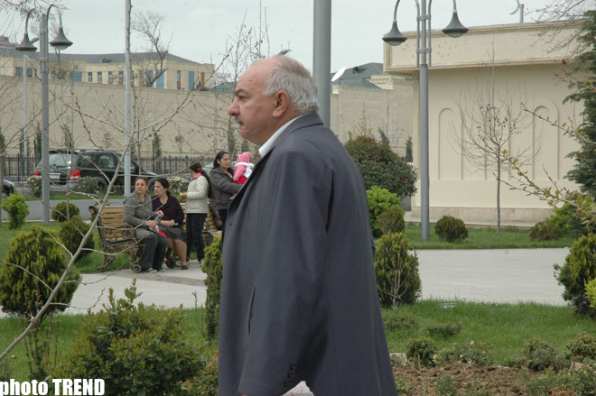 Azərbaycanın xalq artisti Telman Adıgözəlovla vida mərasimi keçirilib (FOTO)