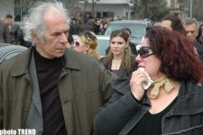 Azərbaycanın xalq artisti Telman Adıgözəlovla vida mərasimi keçirilib (FOTO)
