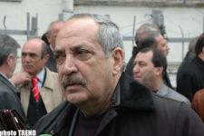 Azərbaycanın xalq artisti Telman Adıgözəlovla vida mərasimi keçirilib (FOTO)
