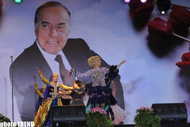 Milli parkda bayram konserti və möhtəşəm atəşfəşanlıq – FOTOSESSİYA