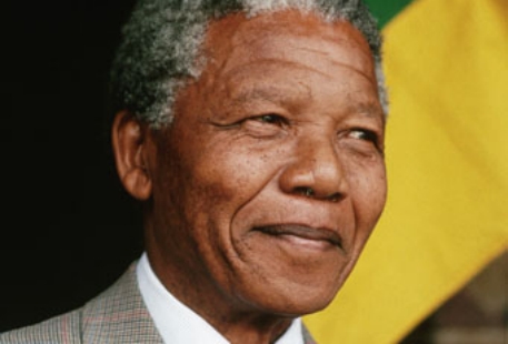 Nelson Mandela 95 yaşında vəfat edib