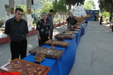 Azərbaycanda məhkumların əl işlərinin sərgisi keçirilib (FOTO)
