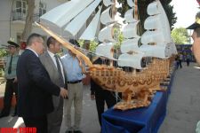 Azərbaycanda məhkumların əl işlərinin sərgisi keçirilib (FOTO)