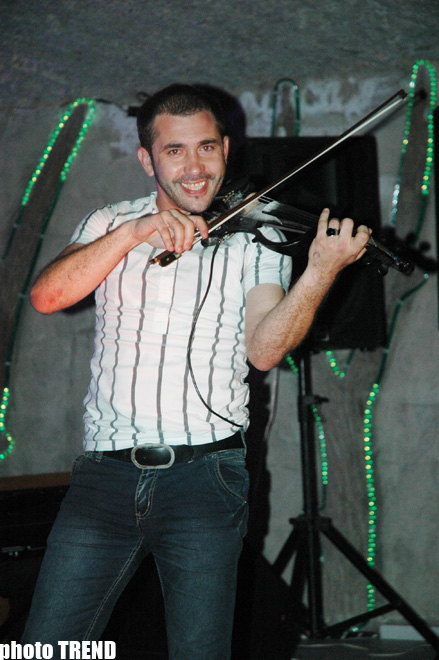 Küveytdə Azərbaycanın tanınmış skripkaçının konserti olub