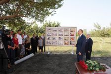 Azərbaycan Prezidneti Kür çayının daşması nəticəsində evləri dağılan vətəndaşlar üçün tikilən yeni mənzillərin orderlərini təqdim edib (ƏLAVƏ OLUNUB) (FOTO)