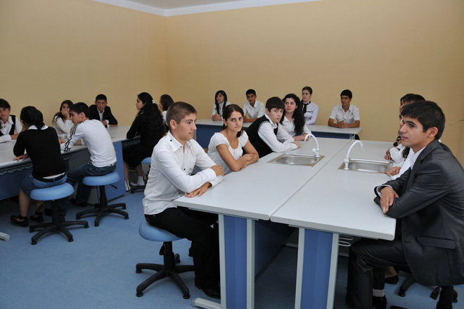 Heydər Əliyev Fondunun dəstəyi ilə Gürcüstanda təmir edilmiş 3 Azərbaycan məktəbinin açılış mərasimi olub (FOTO)