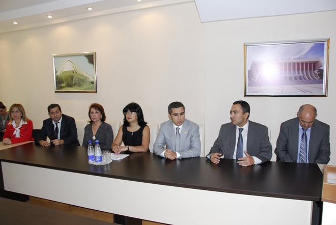 Heydər Əliyev Fondunun dəstəyi ilə şəkərli diabet xəstəliyi olan uşaqlara dərman preparatları paylanılıb (FOTO)