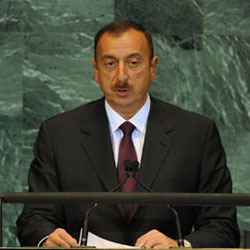 Beynəlxalq ictimaiyyətin yekdil mövqeyinə baxmayaraq, Azərbaycan əraziləri işğal altında qalmaqda davam edir – Prezident İlham Əliyev (YENİLƏNİB-2)(FOTO)