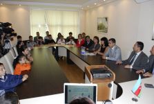 Heydər Əliyev Fondunun dəstəyi ilə şəkərli diabet xəstəliyi olan uşaqlara dərman preparatları paylanılıb (FOTO)