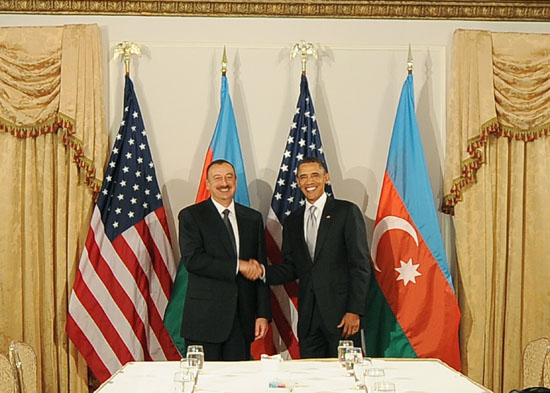 Azərbaycan regionda ən çox uğurlar qazanan və ən nüfuzlu ölkələrdən biridir - Barak Obama (YENILƏNİB)