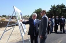 Azərbaycan Prezidenti İlham Əliyev Bakıda avtomobil yollarının genişləndirilməsi və tikintisi ilə tanış olub (FOTO)