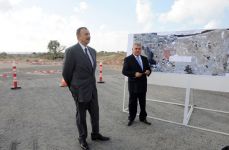 Azərbaycan Prezidenti İlham Əliyev Bakıda avtomobil yollarının genişləndirilməsi və tikintisi ilə tanış olub (FOTO)