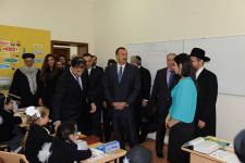 Azərbaycan Prezidenti Bakı şəhərinin Xətai rayonunda yəhudi uşaqlar üçün "Xabad-Or-Avner" təhsil mərkəzinin açılışında iştirak etmişdir (FOTO)