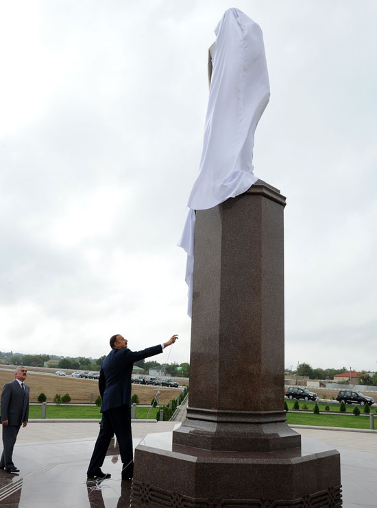 Azərbaycan Prezidenti İlham Əliyev Naxçıvan Muxtar Respublikasına səfər edib (fotosessiya)