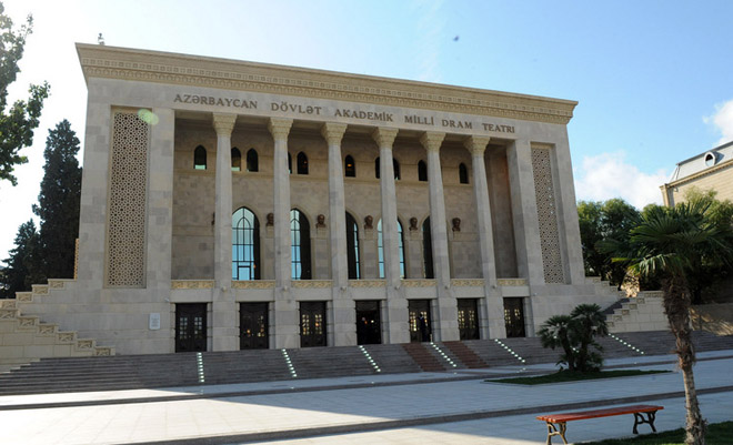 Prezident İlham Əliyev Azərbaycan Dövlət Akademik Milli Dram Teatrının binasının əsaslı yenidənqurma və təmir-bərpa işlərindən sonra açılışında iştirak edib (FOTO)