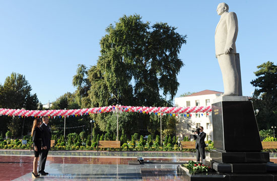 Azərbaycan Prezidentinin Mingəçevir şəhərinə səfəri başlayıb (FOTO)