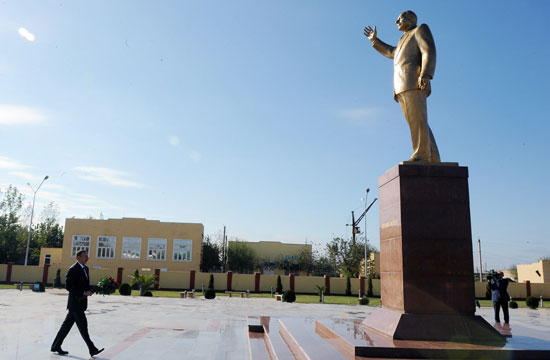Azərbaycan Prezidenti Sabirabadda orta məktəbin açılışında iştirak edib (YENİLƏNİB) (FOTO)