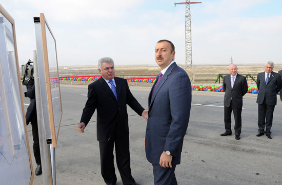 Azərbaycan Prezidenti Bakı-Rusiya dövlət sərhədi avtomobil yolunun 28-45-ci kilometrləri arasındakı hissəsinin yenidənqurmadan sonra açılışında iştirak edib (ƏLAVƏ OLUNUB)(FOTO)